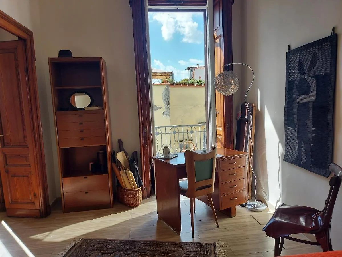 Maison d'hôtes La Stanza Di Zoe Della Luna D'Irene Naples