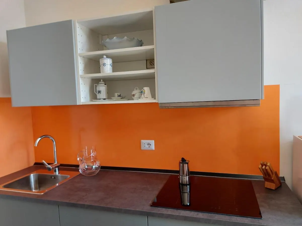 La Stanza Di Zoe Della Luna D'Irene Naples Maison d'hôtes